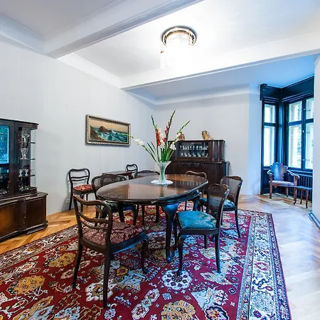 Olga Hotel 3*